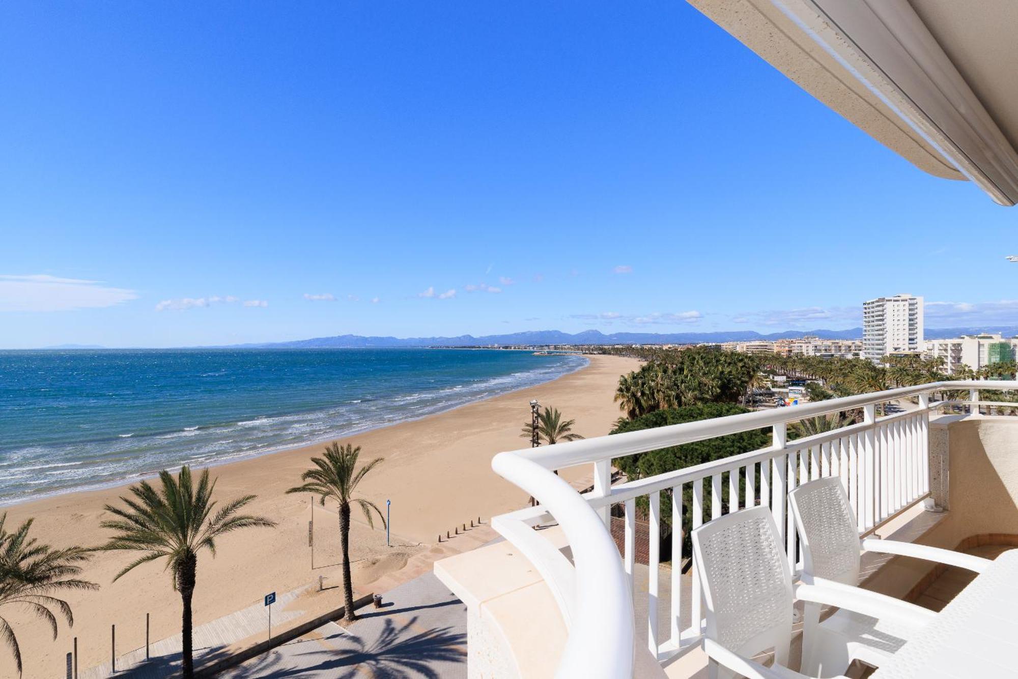 Uhc Santillana Family Complex Salou Dış mekan fotoğraf