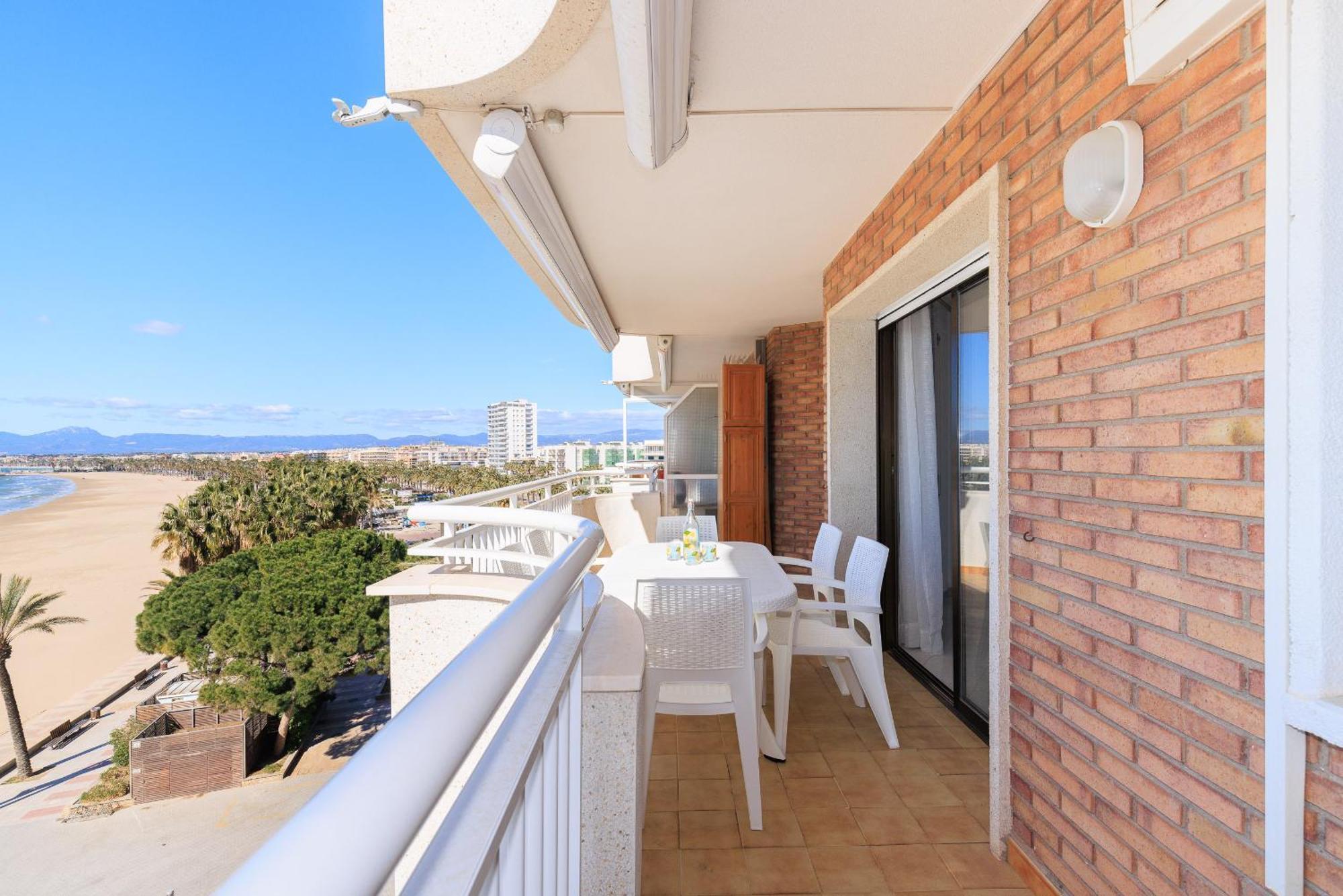 Uhc Santillana Family Complex Salou Dış mekan fotoğraf