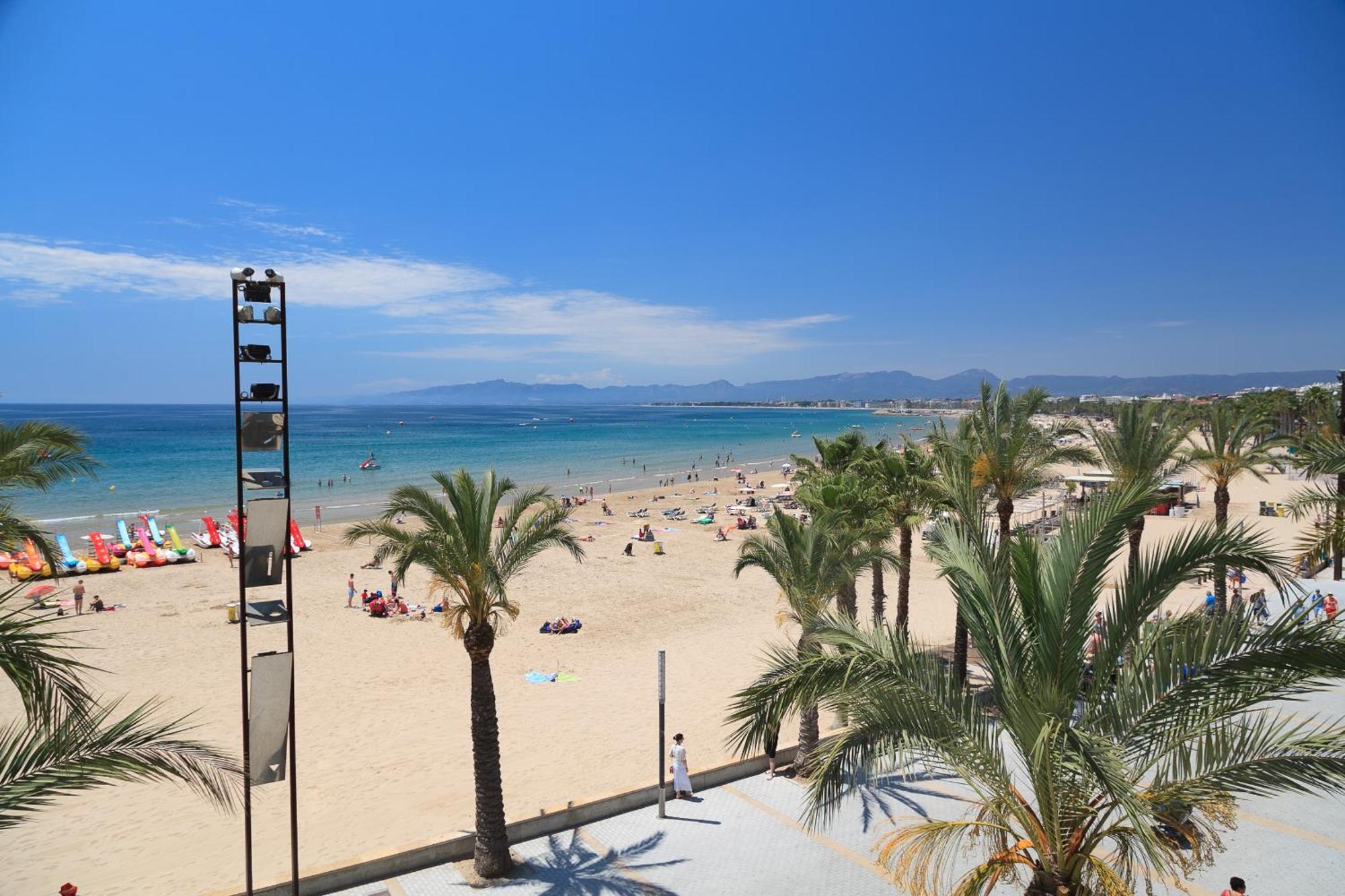 Uhc Santillana Family Complex Salou Dış mekan fotoğraf