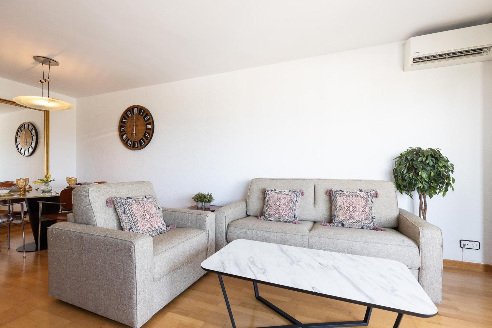 Uhc Santillana Family Complex Salou Oda fotoğraf